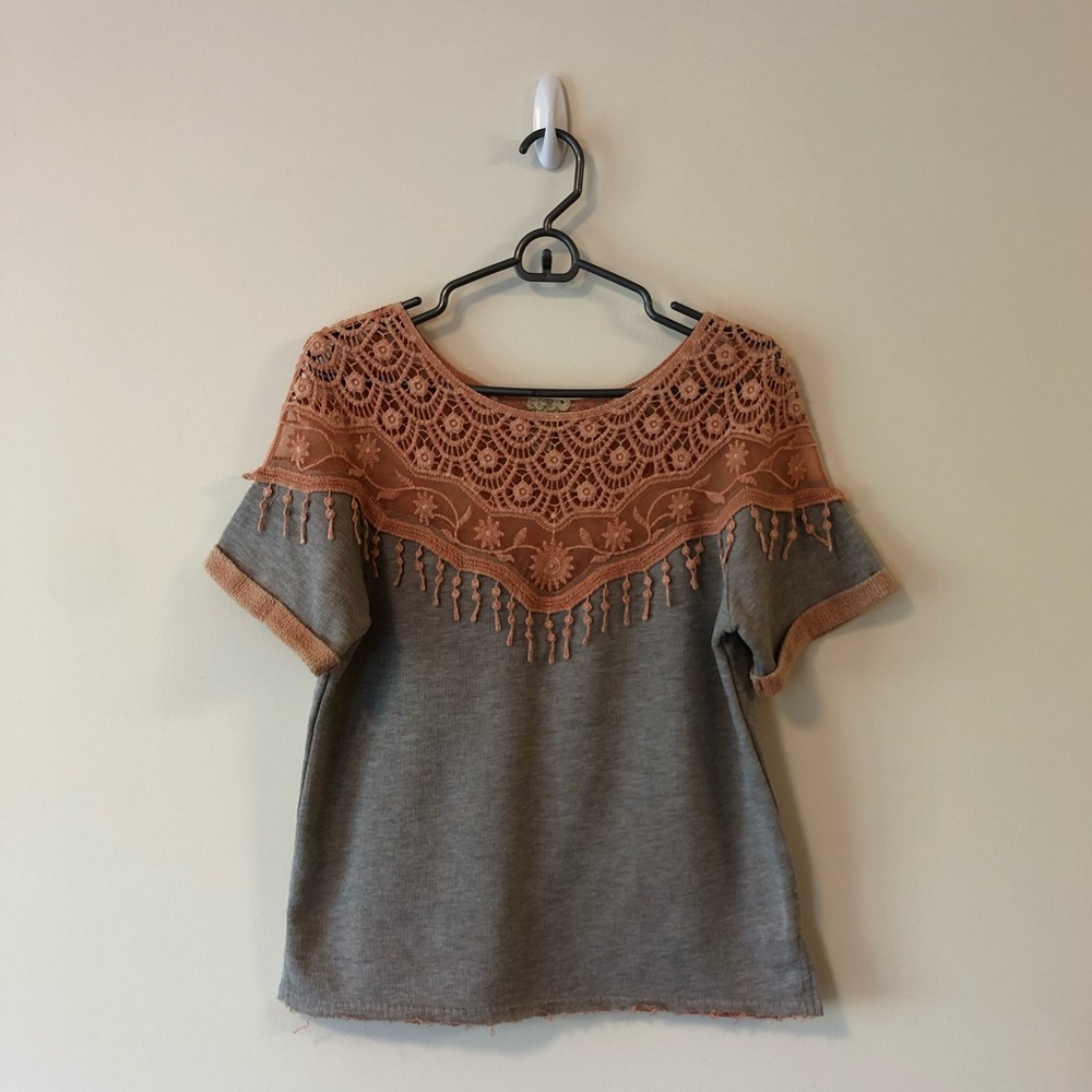 Crocheted sweatshirt top